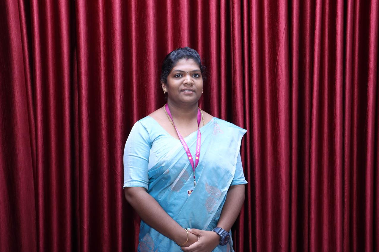  Sr LECTURER